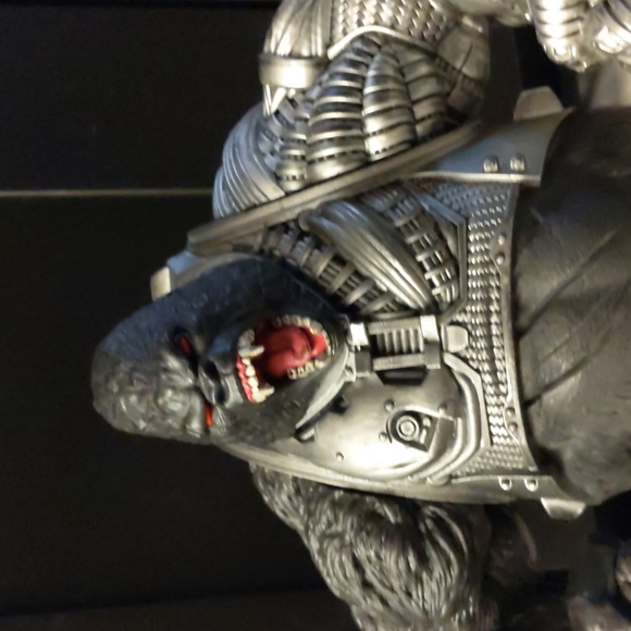 2020 King Kong Mecha Robot Gorilla Cyber Action Figure 13" - Picture 2 of 7